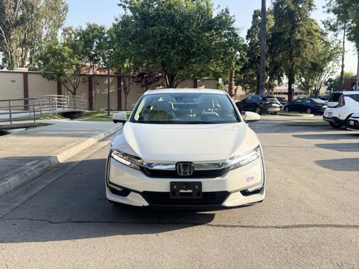 2018 Honda Clarity Plug-In Hybrid Base