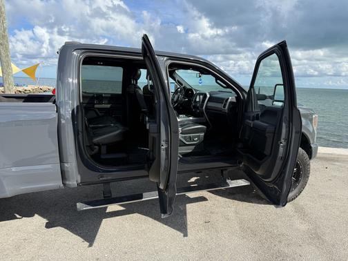 Gray 2021 Ford F-250 Platinum