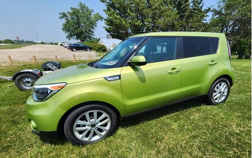 2017 Kia Soul +