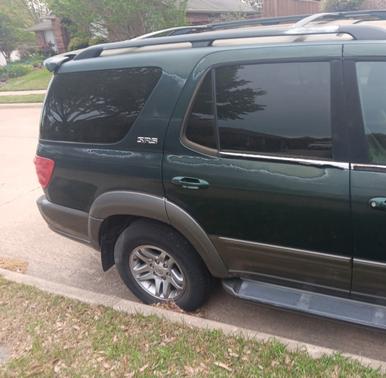 Green 2003 Toyota Sequoia SR5
