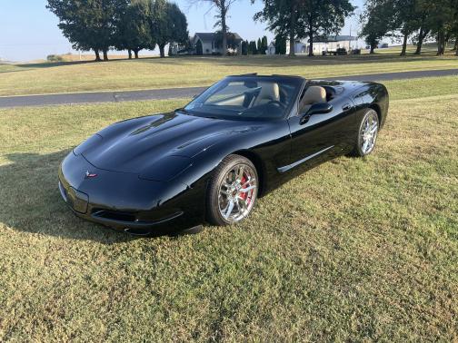 2004 Chevrolet Corvette Base