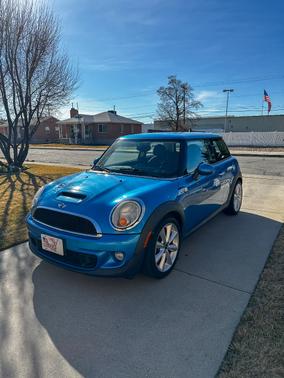 2011 MINI Cooper S Base