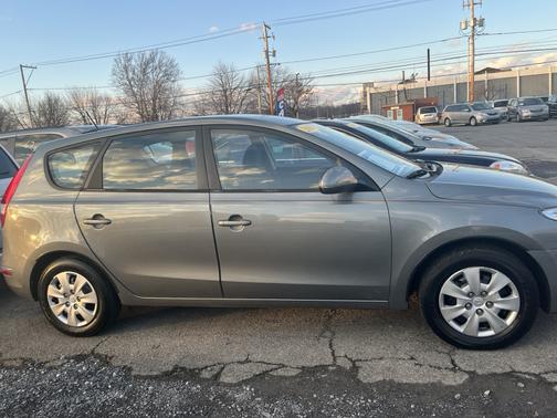 2010 Hyundai Elantra Touring GLS