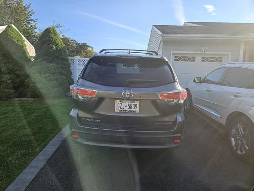 2015 Toyota Highlander Limited Platinum