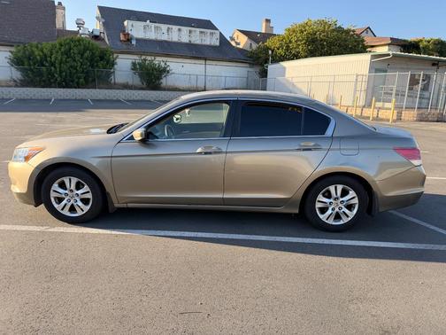 Gold 2008 Honda Accord LX-P