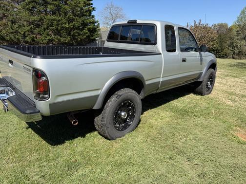 2000 Toyota Tacoma PreRunner Xtracab