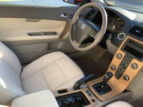 Photo 3 of 26 of 2008 Volvo C70 T5