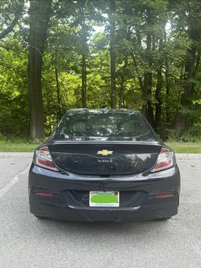 Black 2018 Chevrolet Volt LT
