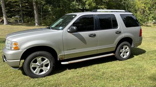 2005 Ford Explorer XLT