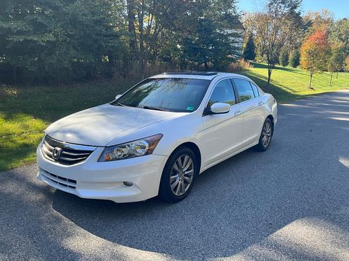 White 2012 Honda Accord EX-L
