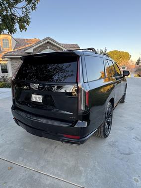 2022 Cadillac Escalade Sport