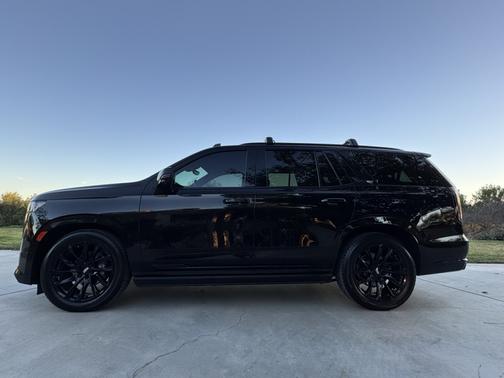 2022 Cadillac Escalade Sport