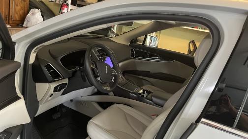 2019 Lincoln Nautilus Select