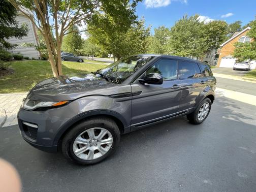 Photo 3 of 7 of 2016 Land Rover Range Rover Evoque SE Premium
