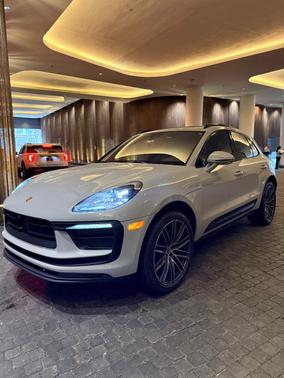 2023 Porsche Macan Macan