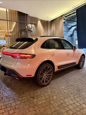 2023 Porsche Macan Macan