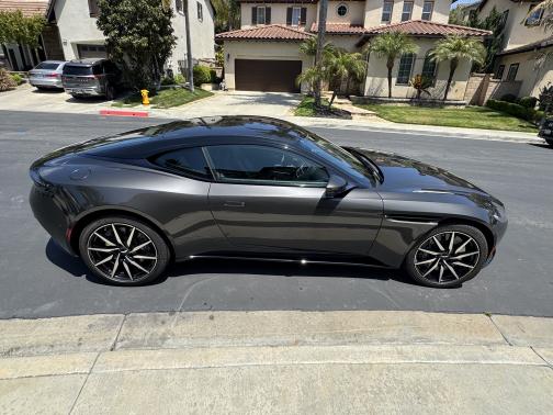 2019 Aston Martin DB11 Base