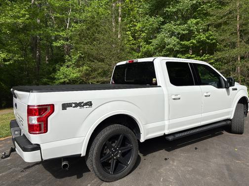 White 2019 Ford F-150 XLT