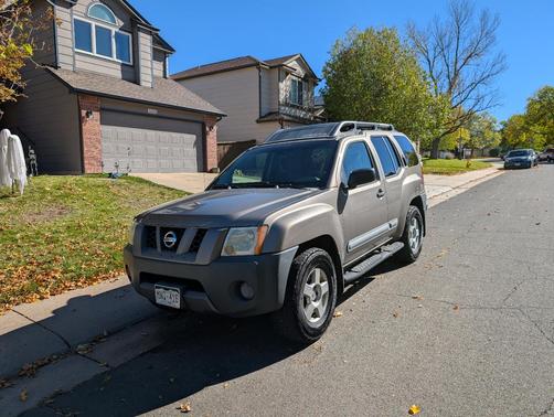 Gray 2005 Nissan Xterra S