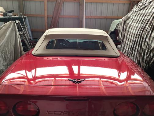 Photo 3 of 3 of 2002 Chevrolet Corvette Base