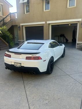 White 2014 Chevrolet Camaro 2SS