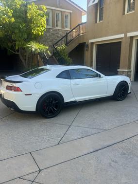 White 2014 Chevrolet Camaro 2SS