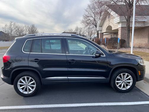 2017 Volkswagen Tiguan 2.0T Wolfsburg Edition