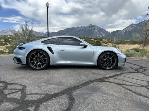 2021 Porsche 911 Turbo S