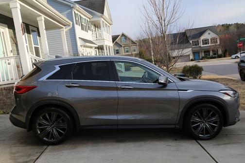 2021 INFINITI QX50 ESSENTIAL