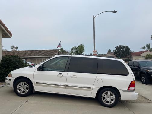 2001 Ford Windstar SE