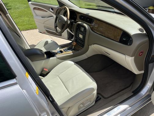 2004 Jaguar S-Type 3