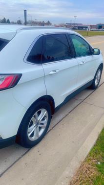 White 2019 Ford Edge SEL