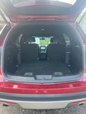 Red 2017 Ford Explorer XLT