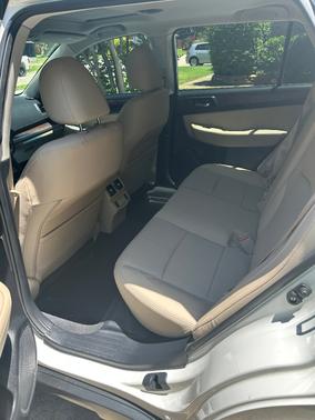 White 2019 Subaru Outback 3.6R Limited