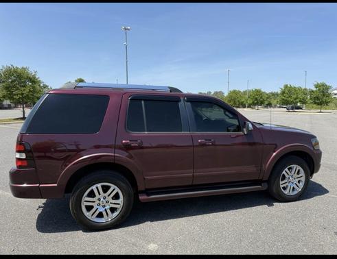 Red 2007 Ford Explorer Limited