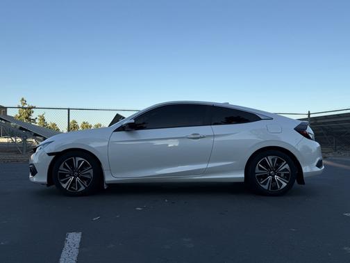2018 Honda Civic EX-L