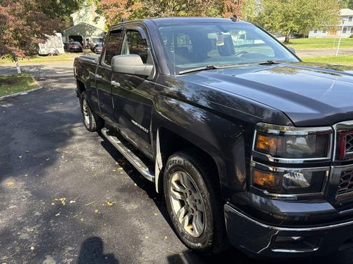 Gray 2014 Chevrolet Silverado 1500 1LT