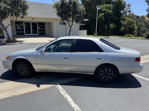 2000 Toyota Camry CE