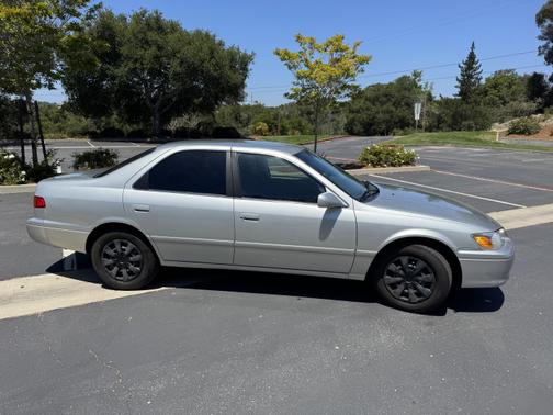 2000 Toyota Camry CE