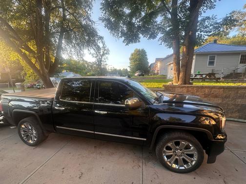 2017 GMC Sierra 1500 Denali