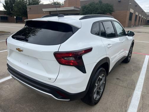 White 2026 Chevrolet Trax LT