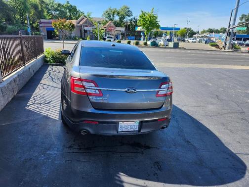Gray 2019 Ford Taurus SE