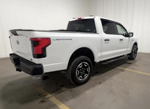 2022 Ford F-150 Lightning Pro