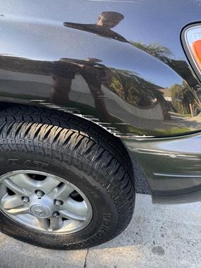Black 2000 Lexus LX 470 Base