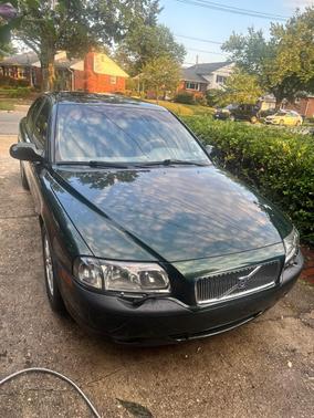 Green 1999 Volvo S80 T6