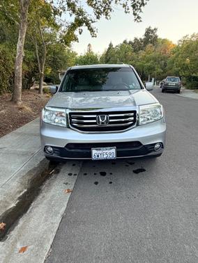 Silver 2012 Honda Pilot EX-L