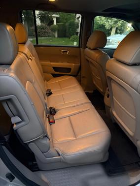 Silver 2012 Honda Pilot EX-L