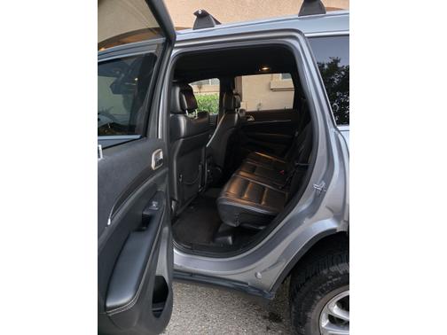 Silver 2015 Jeep Grand Cherokee Limited