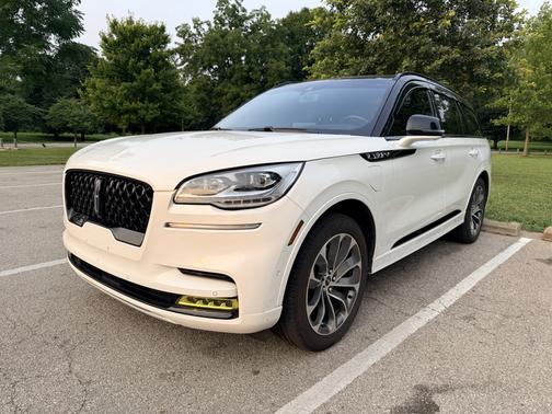 White 2020 Lincoln Aviator Grand Touring AWD