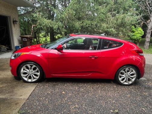 Red 2012 Hyundai Veloster Base